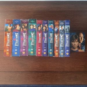 Complete DVD set of Smallville all 10 seasons plus bonus disc
